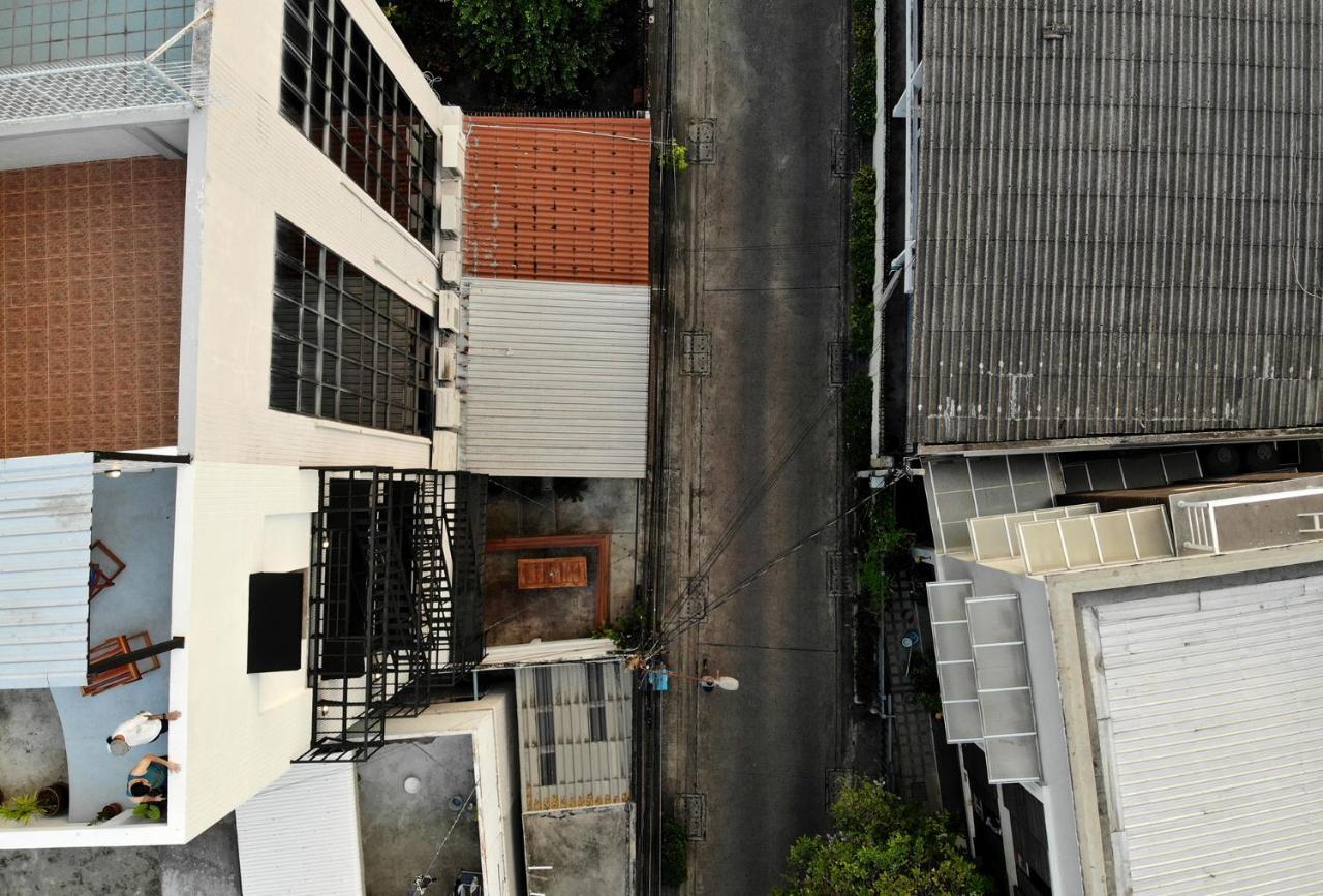 Apartment45 Hostel Bangkok Exterior photo